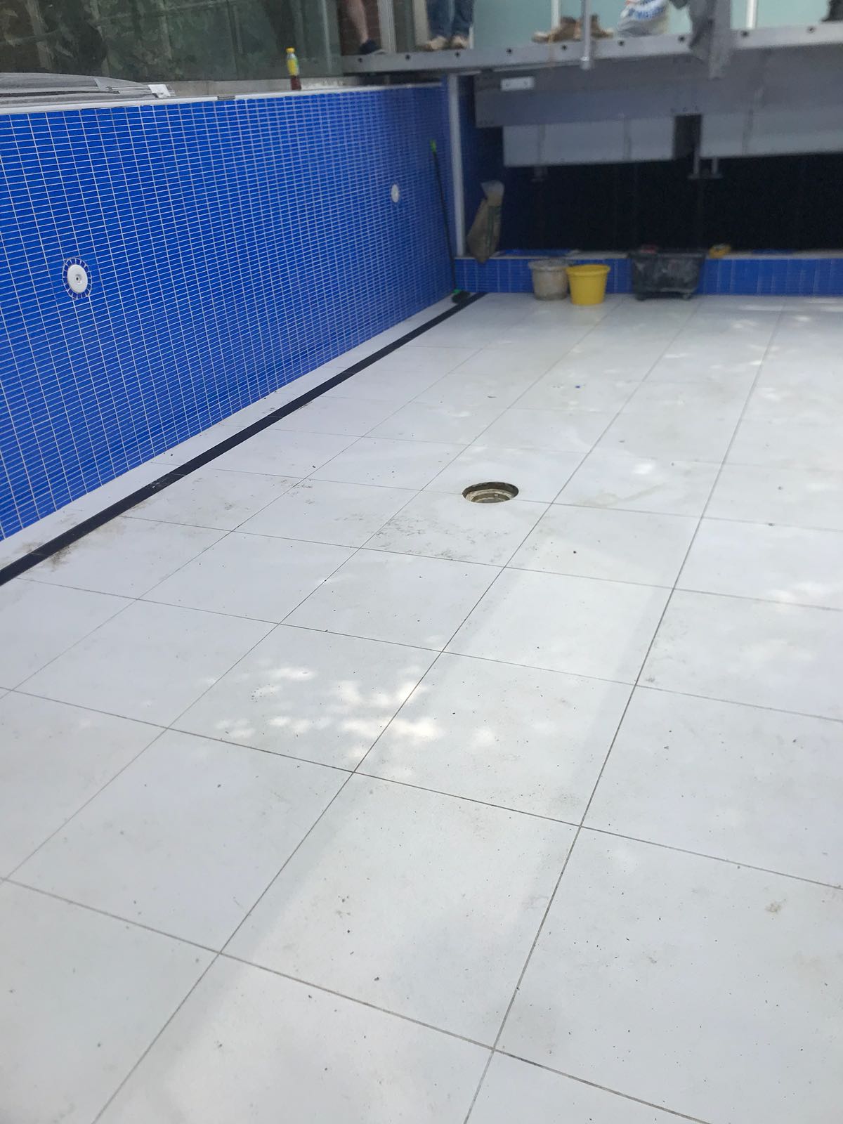 Swimming Pool & Spa Tiling Contractor